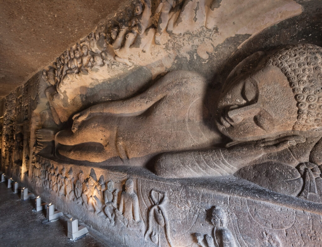4 days ajanta ellora caves tour package